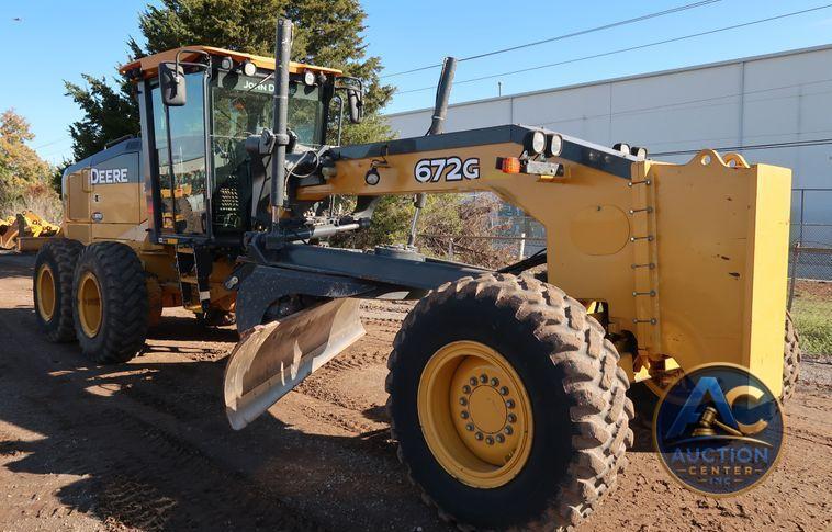 2016 John Deere 672G  motor grader