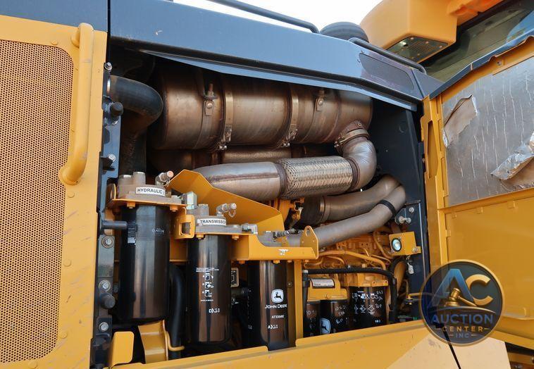 2016 John Deere 672G  motor grader