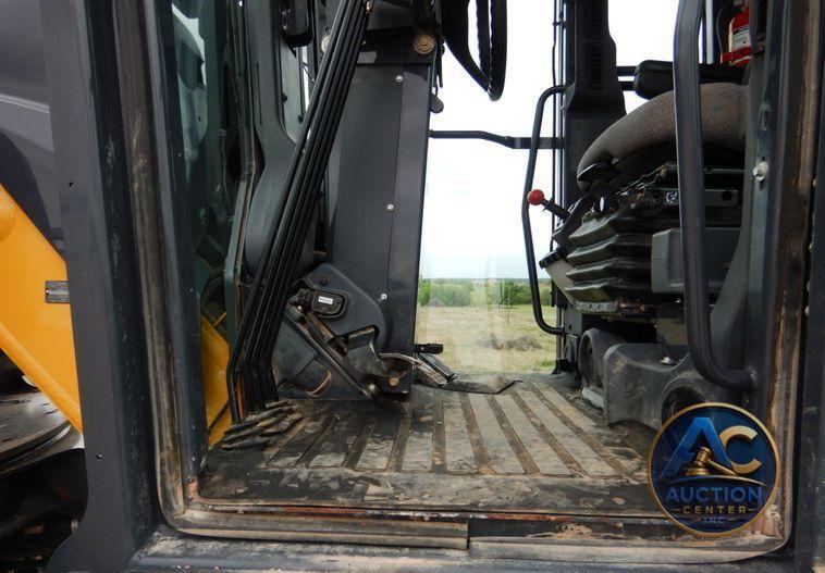 2015 John Deere 672G  motor grader