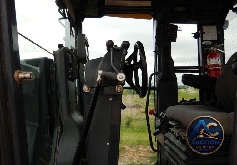 2015 John Deere 672G  motor grader