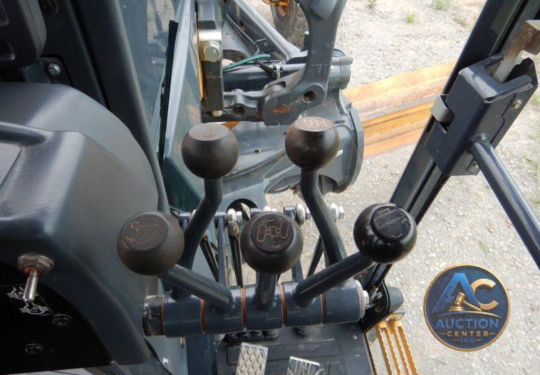 2015 John Deere 672G  motor grader