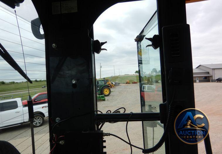2015 John Deere 672G  motor grader