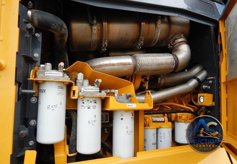 2015 John Deere 672G  motor grader