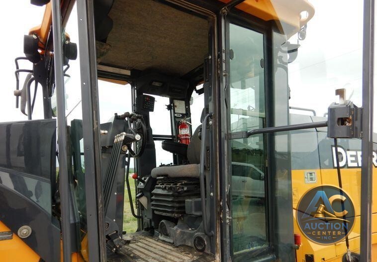 2015 John Deere 672G  motor grader
