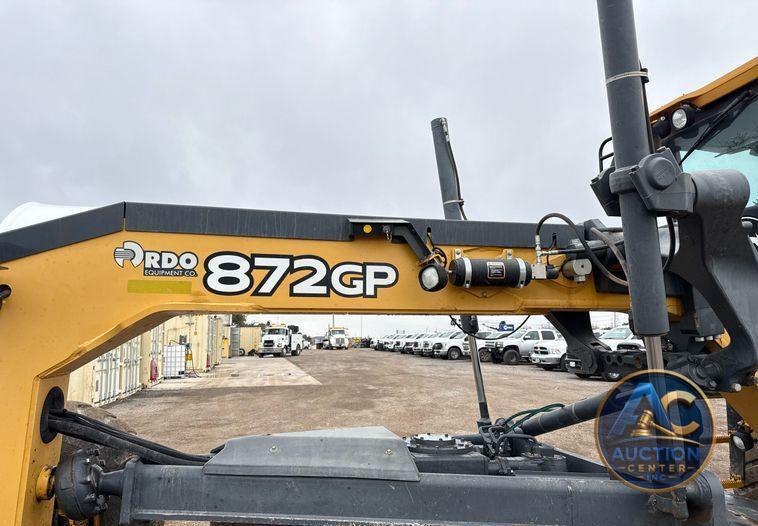 2015 John Deere 872GP motor grader
