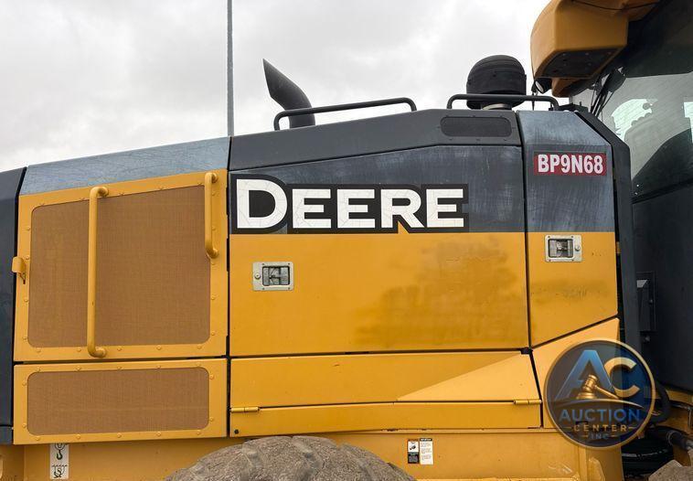 2015 John Deere 872GP motor grader