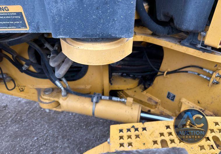 2015 John Deere 872GP motor grader