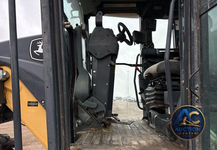 2015 John Deere 872GP motor grader