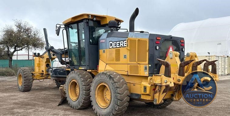 2015 John Deere 872GP motor grader