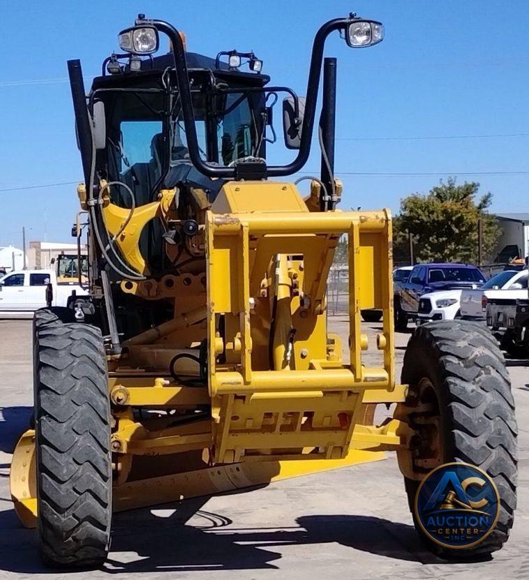 2017 Caterpillar 140M3  motor grader