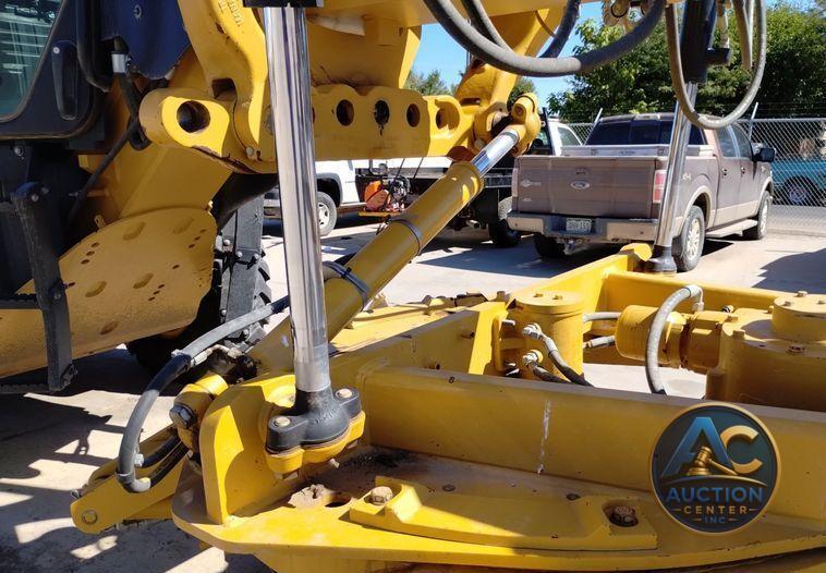 2017 Caterpillar 140M3  motor grader