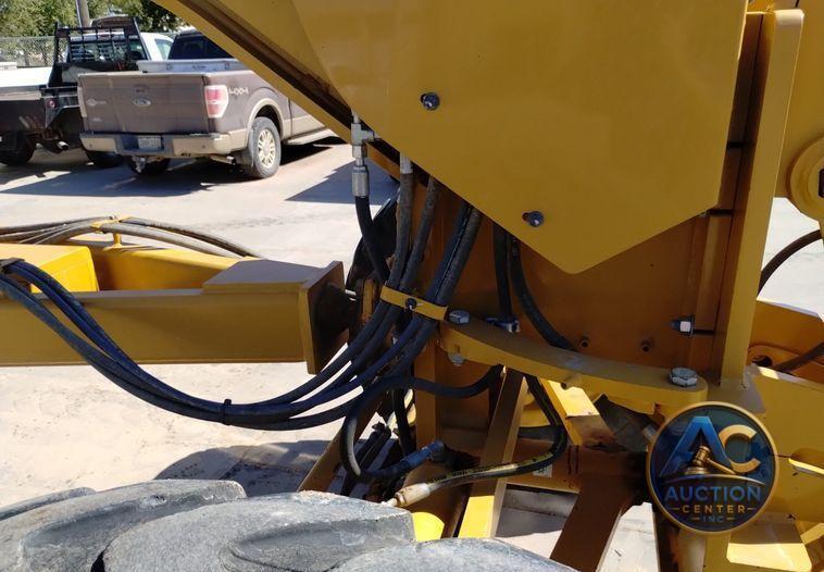 2017 Caterpillar 140M3  motor grader
