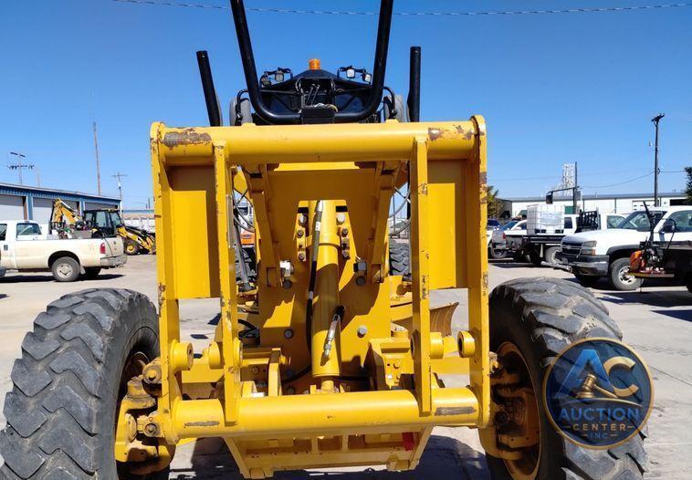 2017 Caterpillar 140M3  motor grader