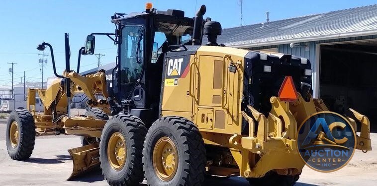 2017 Caterpillar 140M3  motor grader
