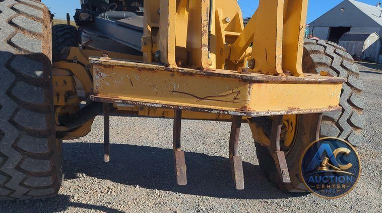 2012 John Deere 772GP  motor grader