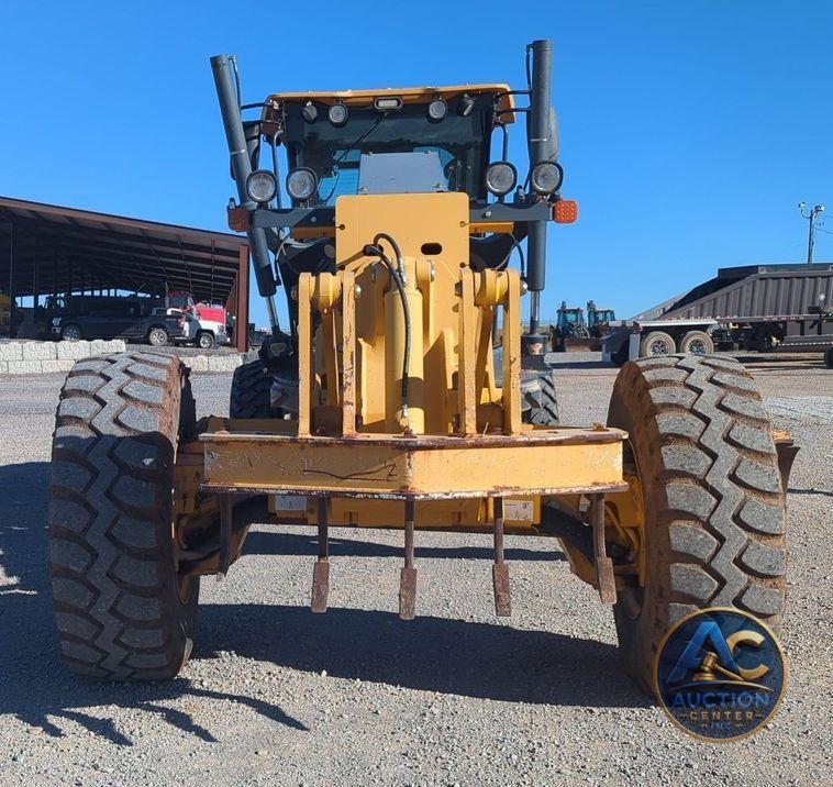 2012 John Deere 772GP  motor grader