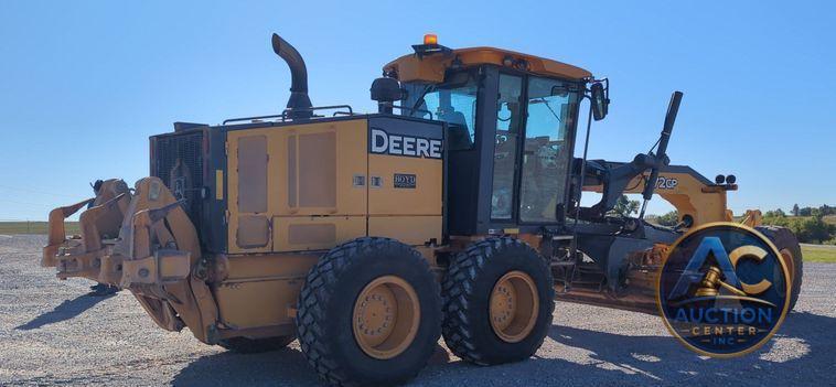 2012 John Deere 772GP  motor grader