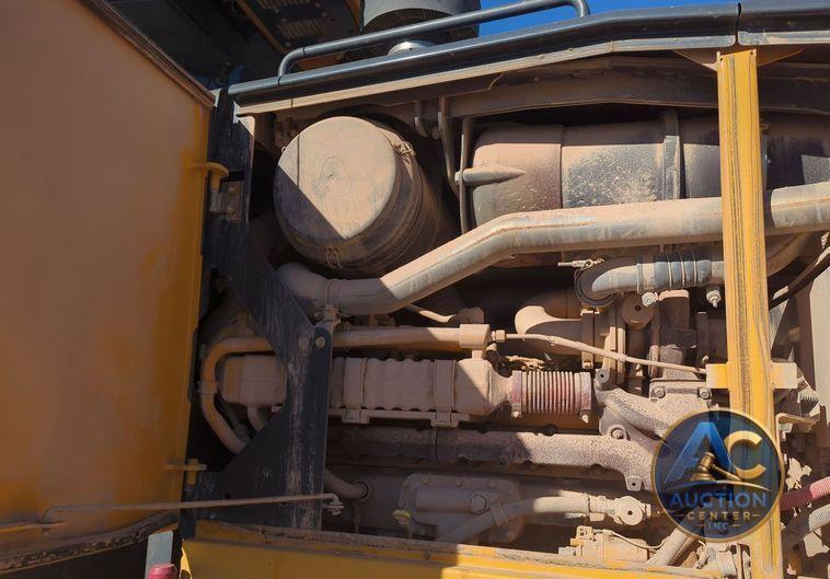 2012 John Deere 772GP  motor grader