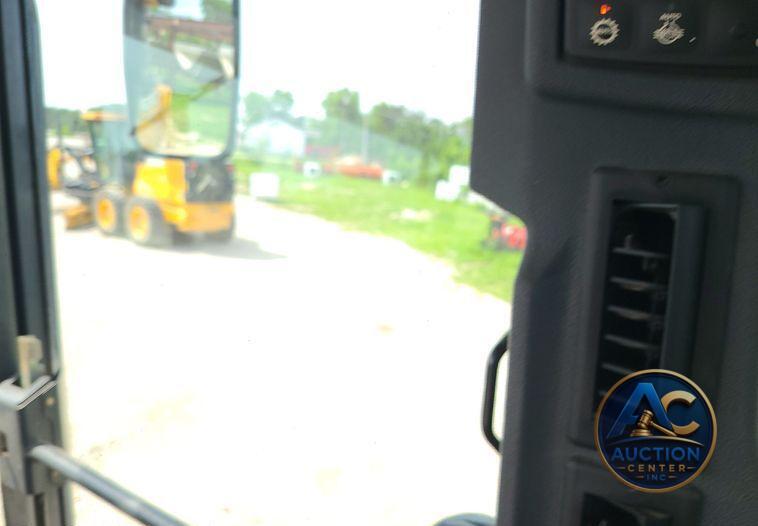 2016 John Deere 770G  motor grader