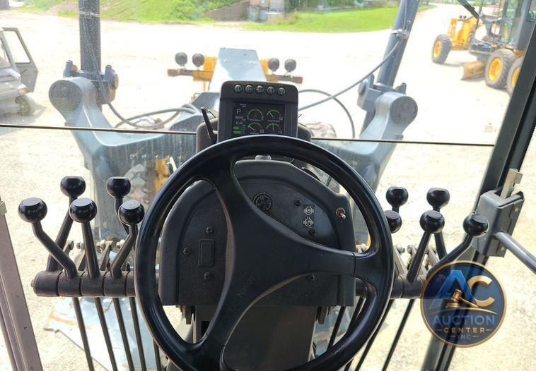 2016 John Deere 770G  motor grader