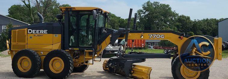 2016 John Deere 770G  motor grader