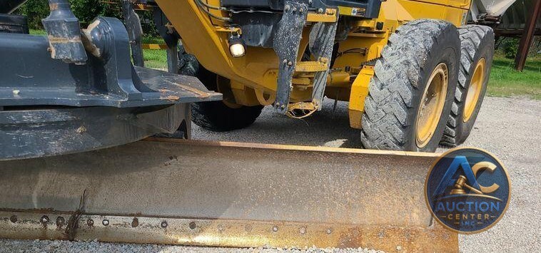 2016 John Deere 770G  motor grader