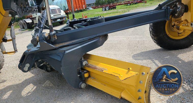 2016 John Deere 770G  motor grader