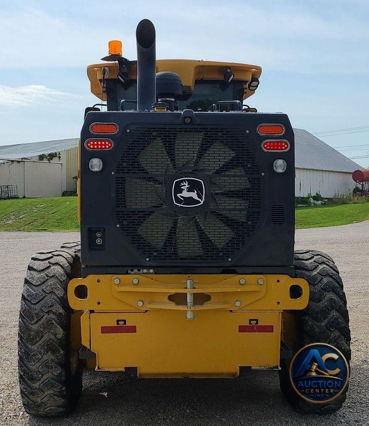 2016 John Deere 770G  motor grader