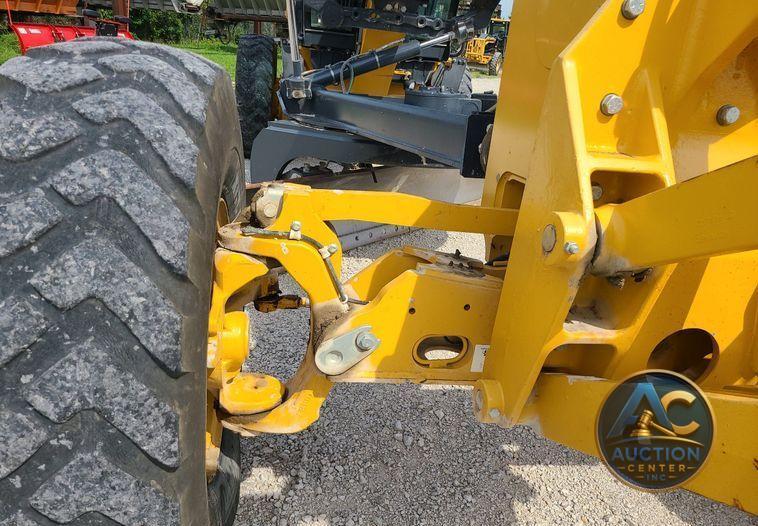 2016 John Deere 770G  motor grader