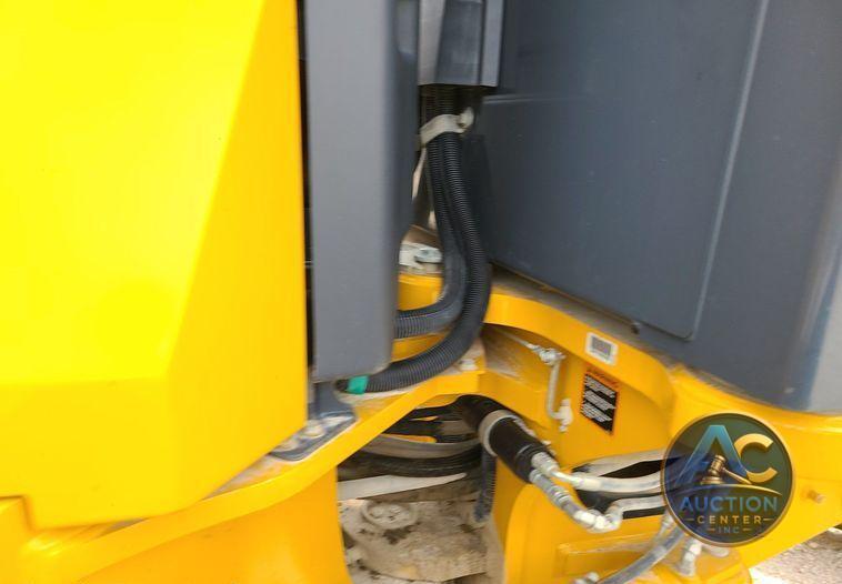 2016 John Deere 770G  motor grader