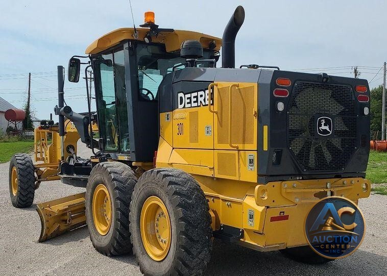 2016 John Deere 770G  motor grader