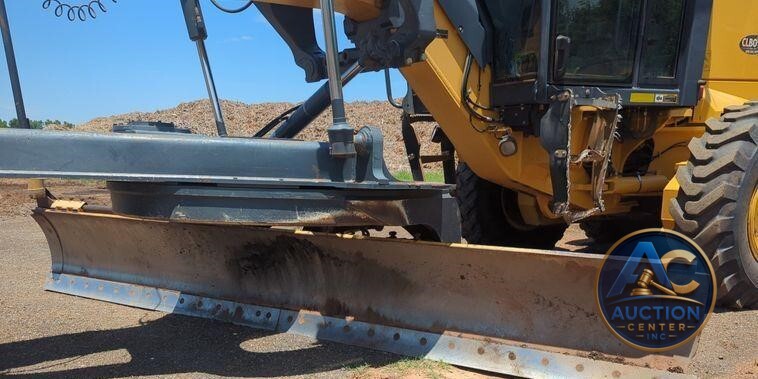 2012 John Deere 672G motor grader