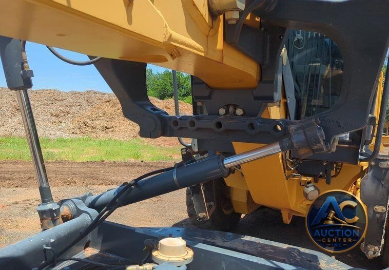 2012 John Deere 672G motor grader