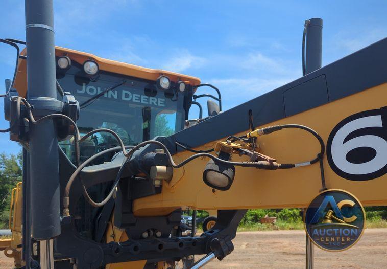 2012 John Deere 672G motor grader