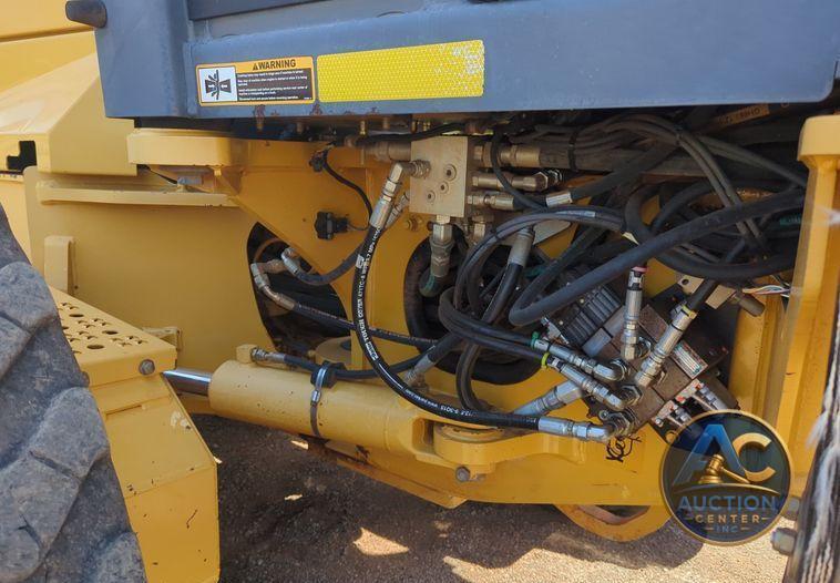 2012 John Deere 672G motor grader
