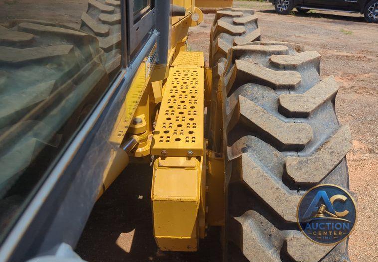 2012 John Deere 672G motor grader