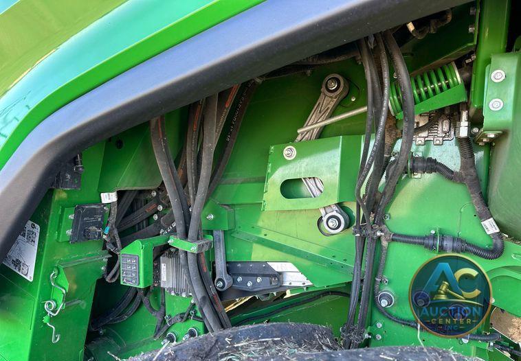 2022 John Deere X9 1100 Signature Edition RWA combine