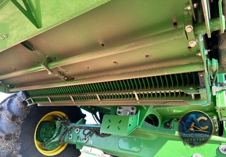 2022 John Deere X9 1100 Signature Edition RWA combine