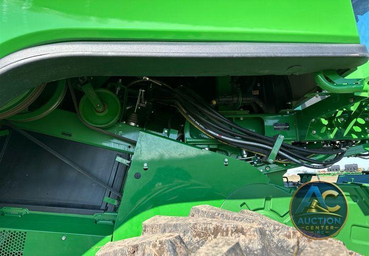 2022 John Deere X9 1100 Signature Edition RWA combine