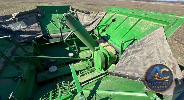 2022 John Deere X9 1100 Signature Edition RWA combine