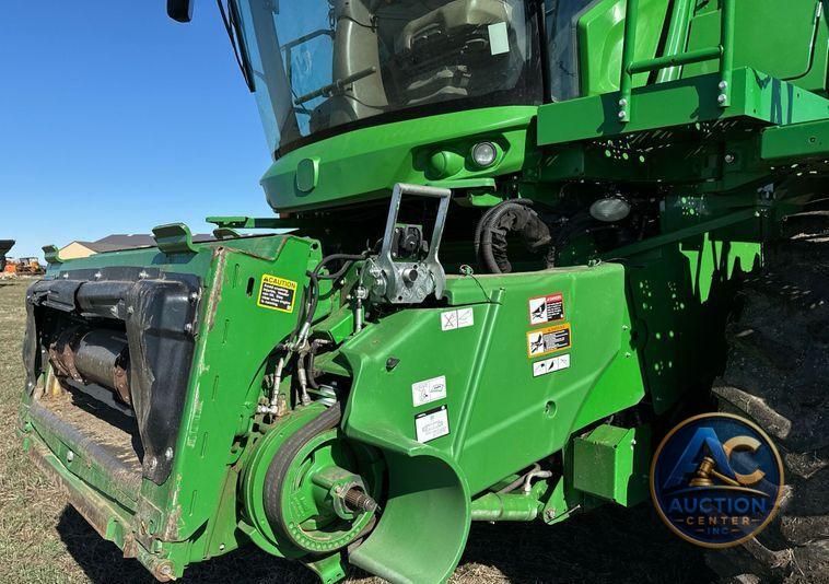 2018 John Deere S790 combine