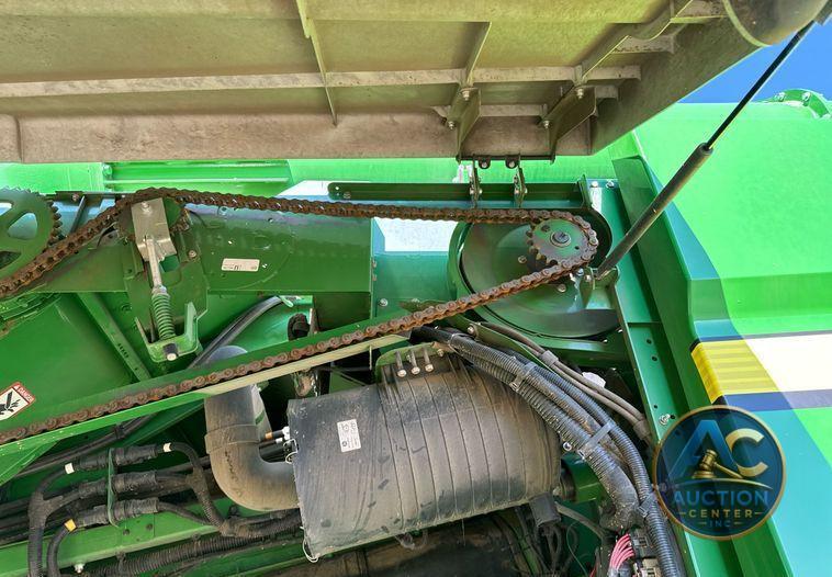 2018 John Deere S790 combine