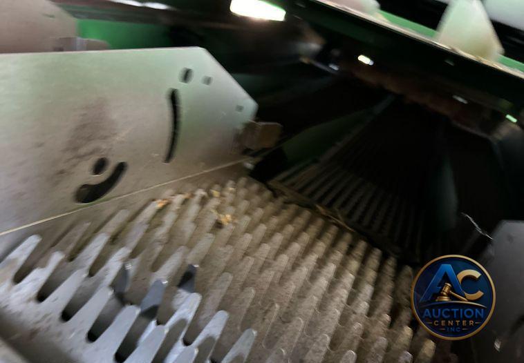 2018 John Deere S790 combine