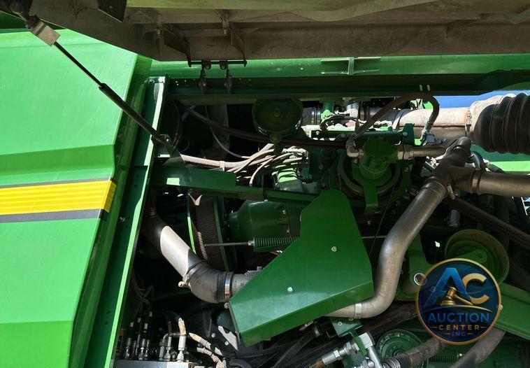 2018 John Deere S790 combine