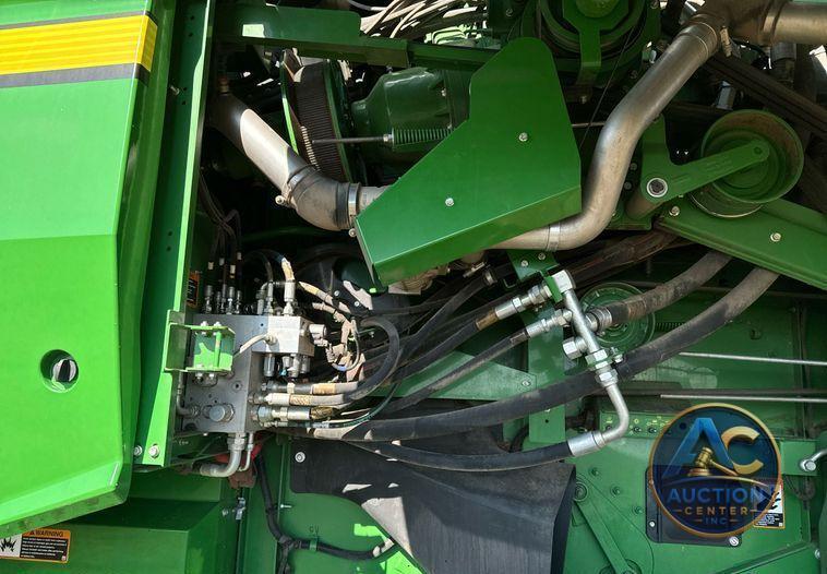 2018 John Deere S790 combine