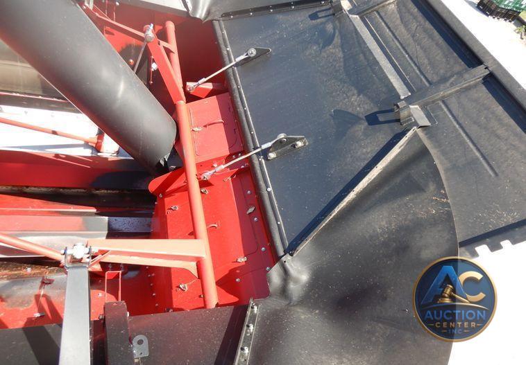 2016 Case IH 7240 AFS combine