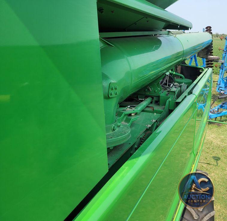 2008 John Deere 9770 STS  RWA combine