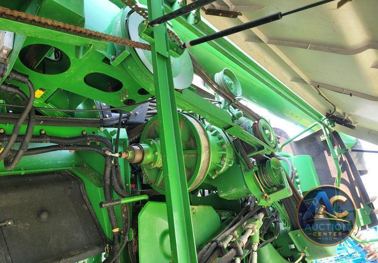 2008 John Deere 9770 STS  RWA combine