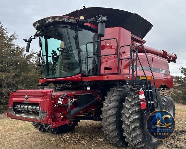 2017 Case IH Axial-Flow 7240  combine