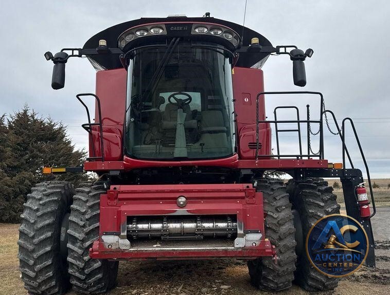 2017 Case IH Axial-Flow 7240  combine